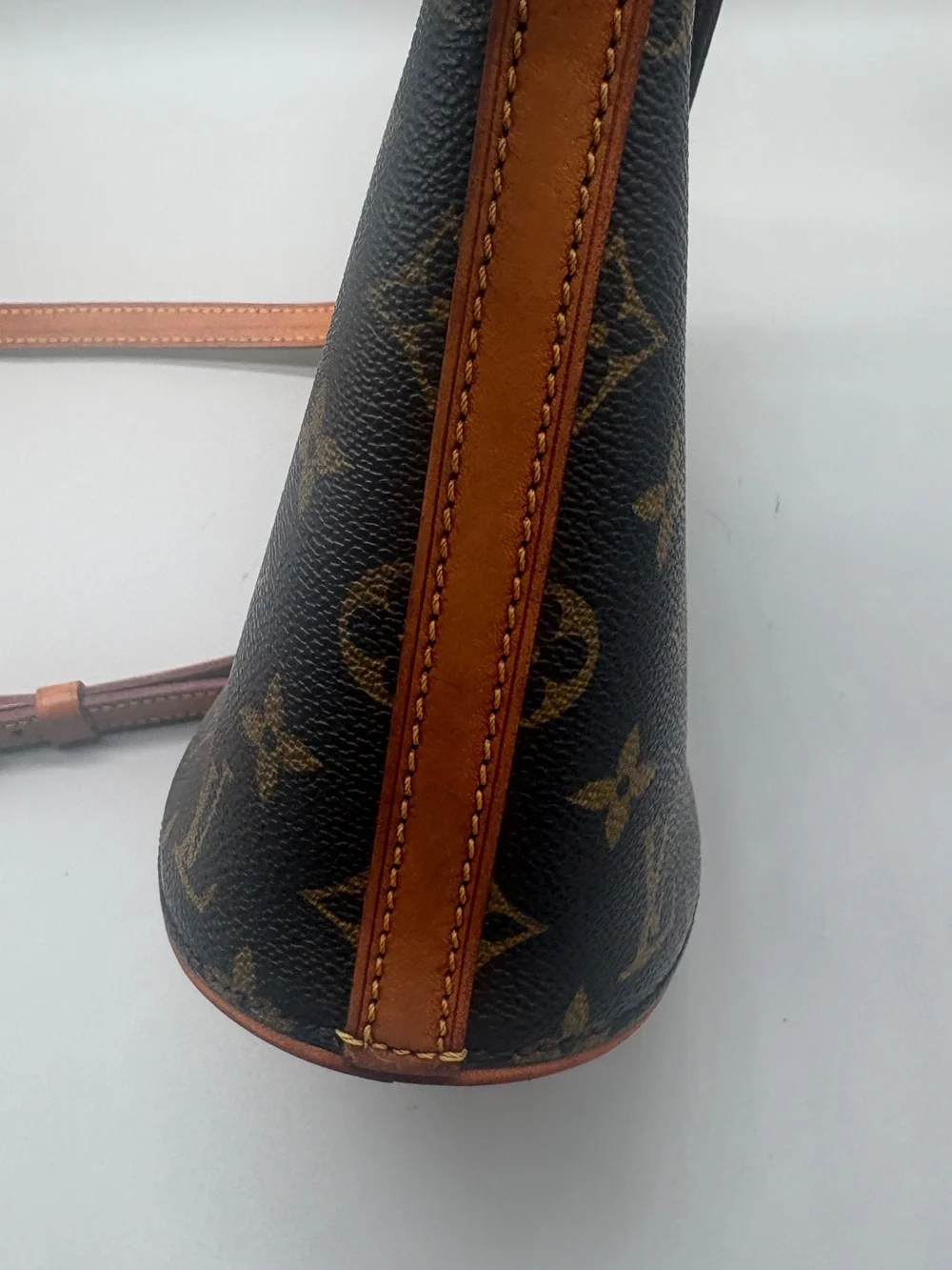 Louis Vuitton iconic louis